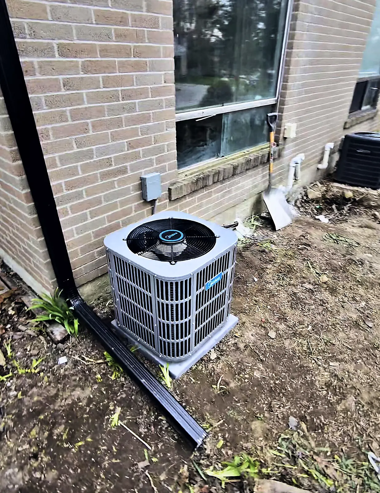 AC condenser at a home